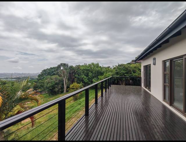 4 BEDROOM HOUSE FOR SALE IN BEREA WEST